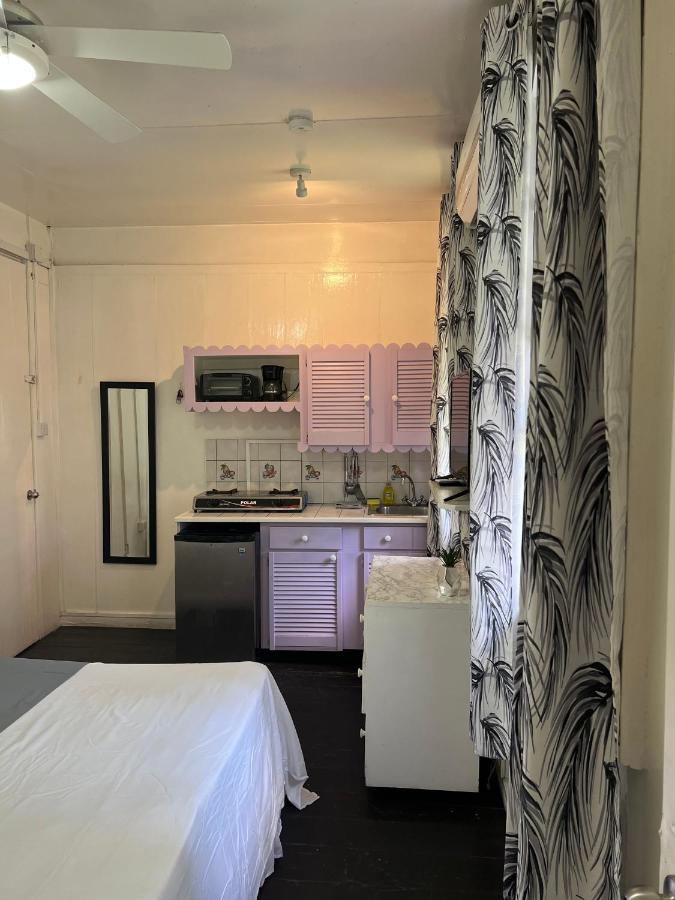 ברידג'טאון Beach Guest House Cleverdale מראה חיצוני תמונה