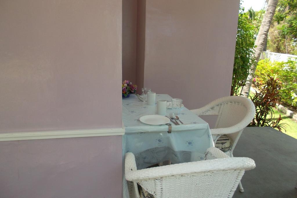ברידג'טאון Beach Guest House Cleverdale חדר תמונה